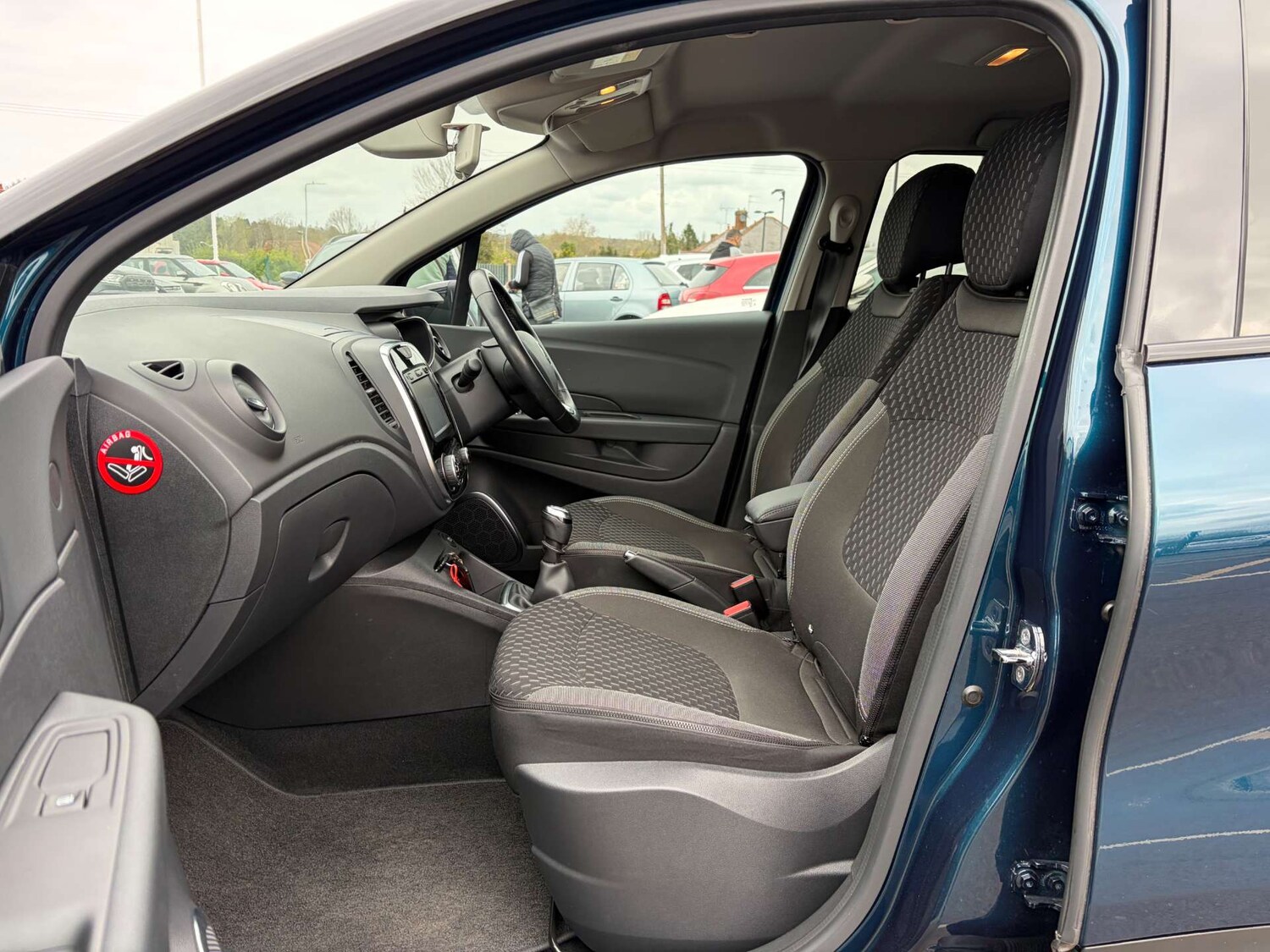 Used Renault Captur 2017 for sale - 78117650: Photo 15