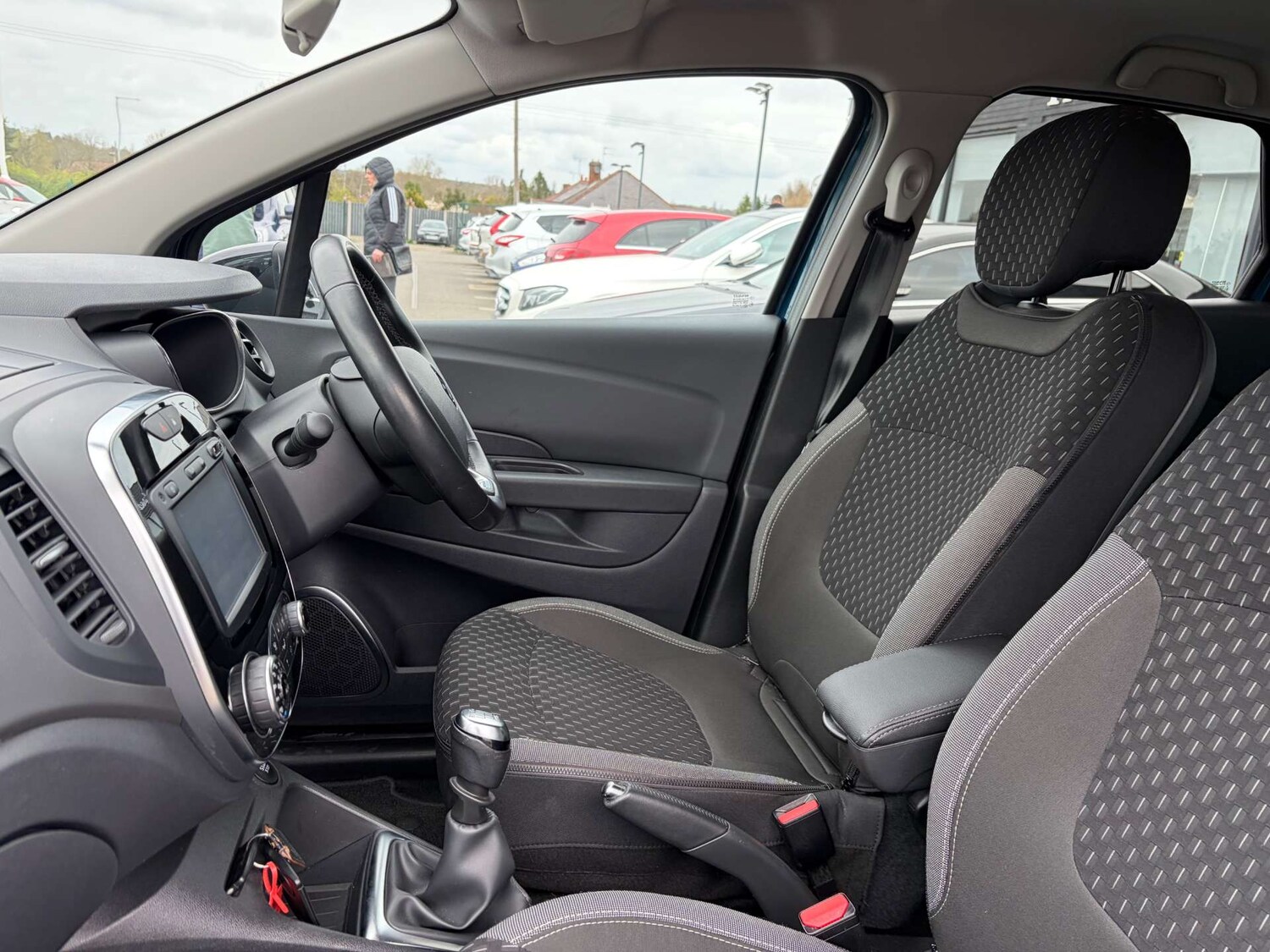 Used Renault Captur 2017 for sale - 78117650: Photo 18