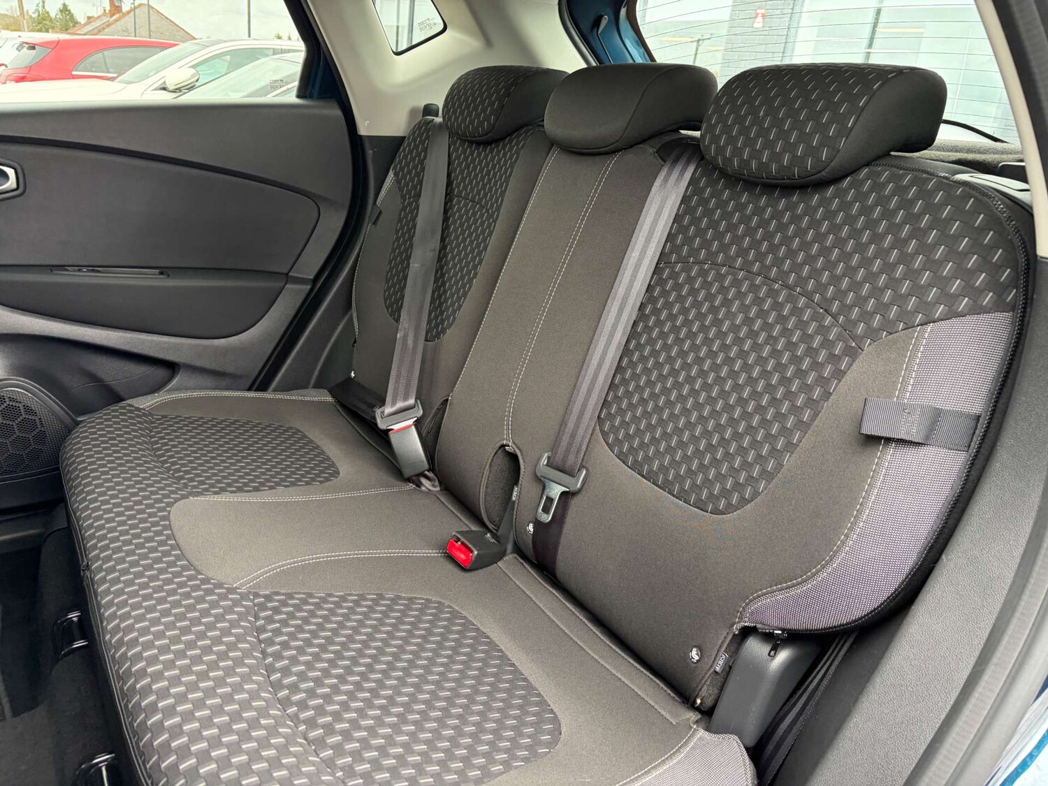 Used Renault Captur 2017 for sale - 78117650: Photo 23