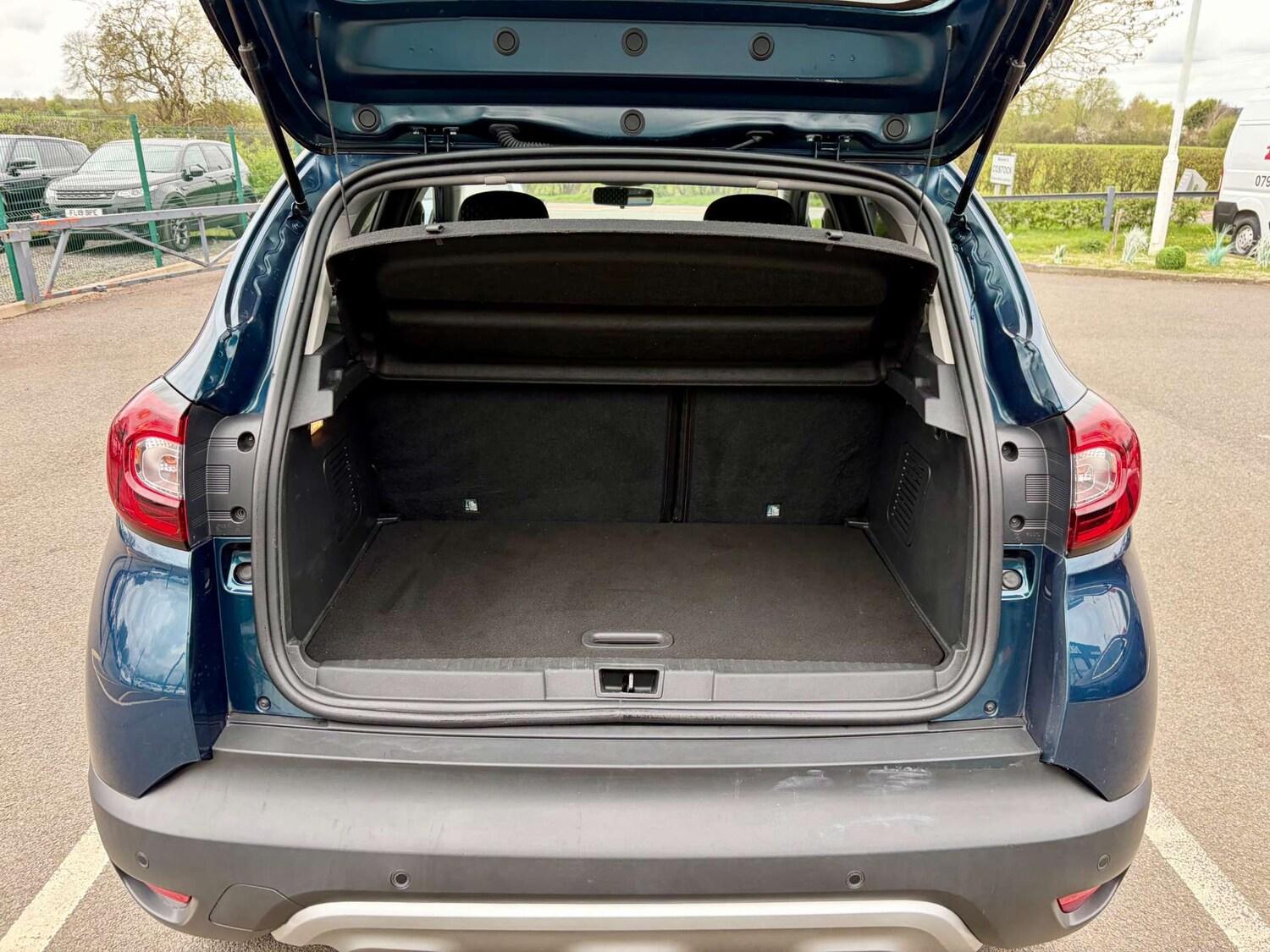 Used Renault Captur 2017 for sale - 78117650: Photo 25