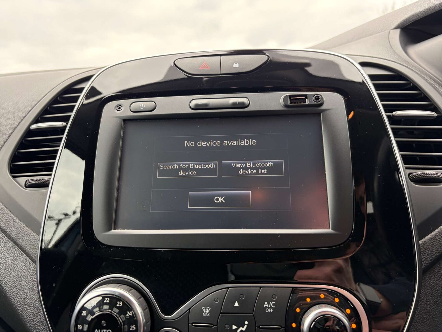 Used Renault Captur 2017 for sale - 78117650: Photo 51