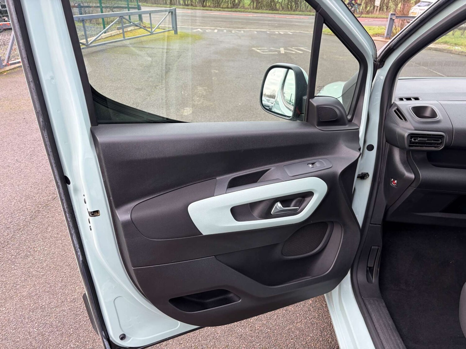 Used Citroen Berlingo 2020 for sale - 77449553: Photo 14