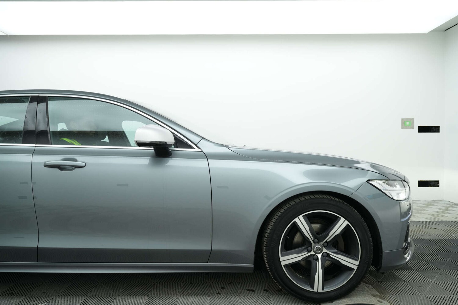 Used Volvo S90 2018 for sale - 78020630: Photo 10