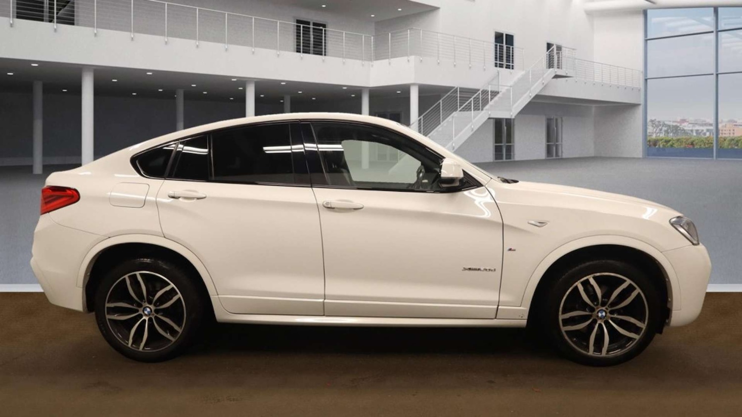 Used BMW X4 2017 for sale - 76602145: Photo 6