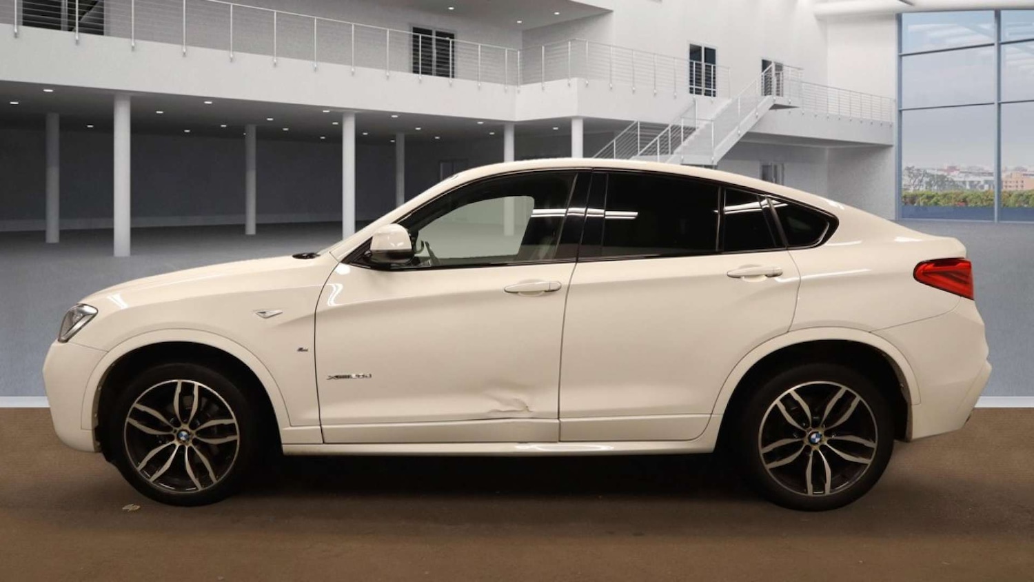 Used BMW X4 2017 for sale - 76602145: Photo 7