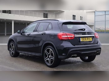 Used Mercedes-Benz GLA 2016 for sale - 76352647: Photo