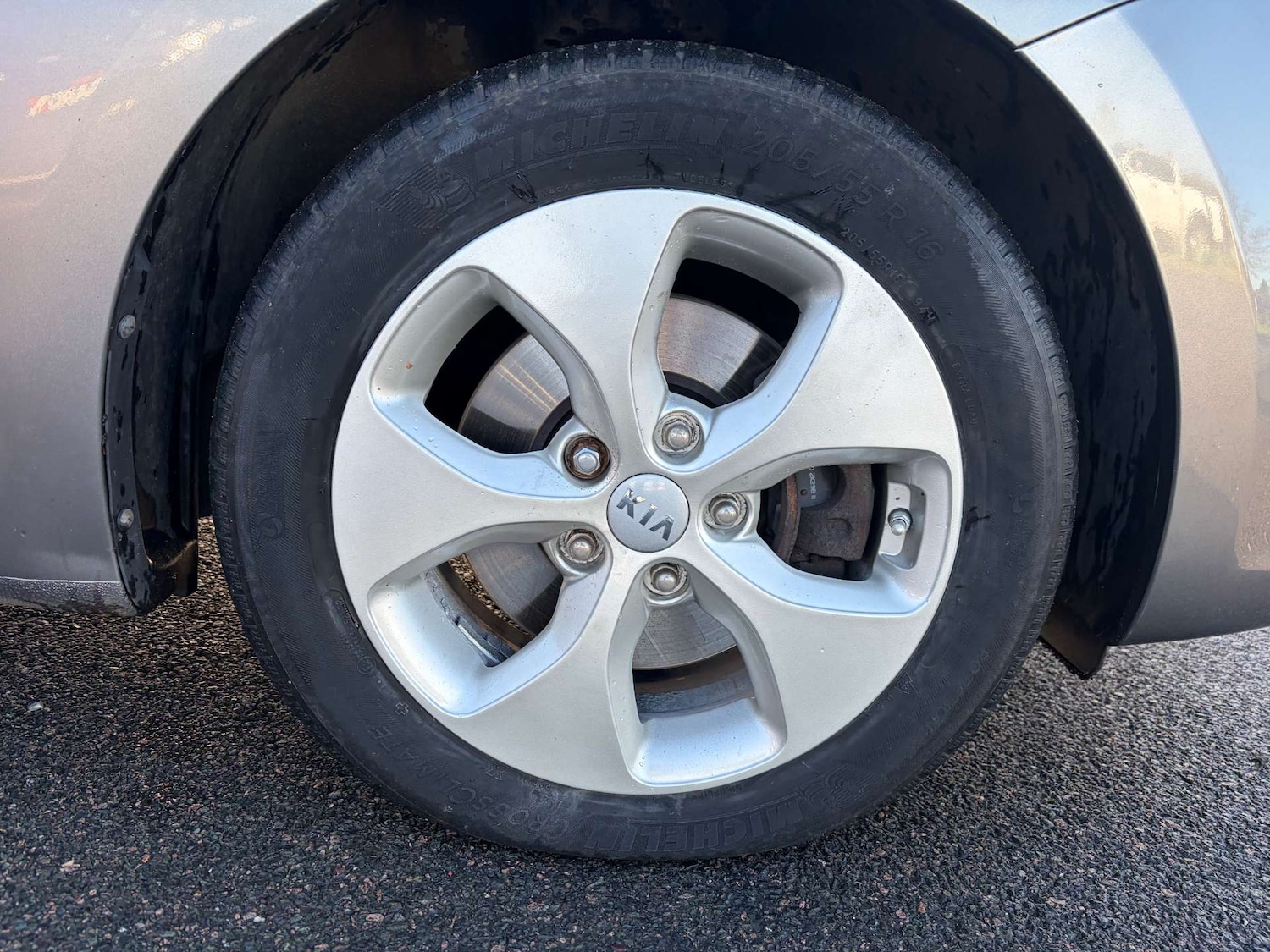 Used Kia Carens 2017 for sale - 76500623: Photo 11