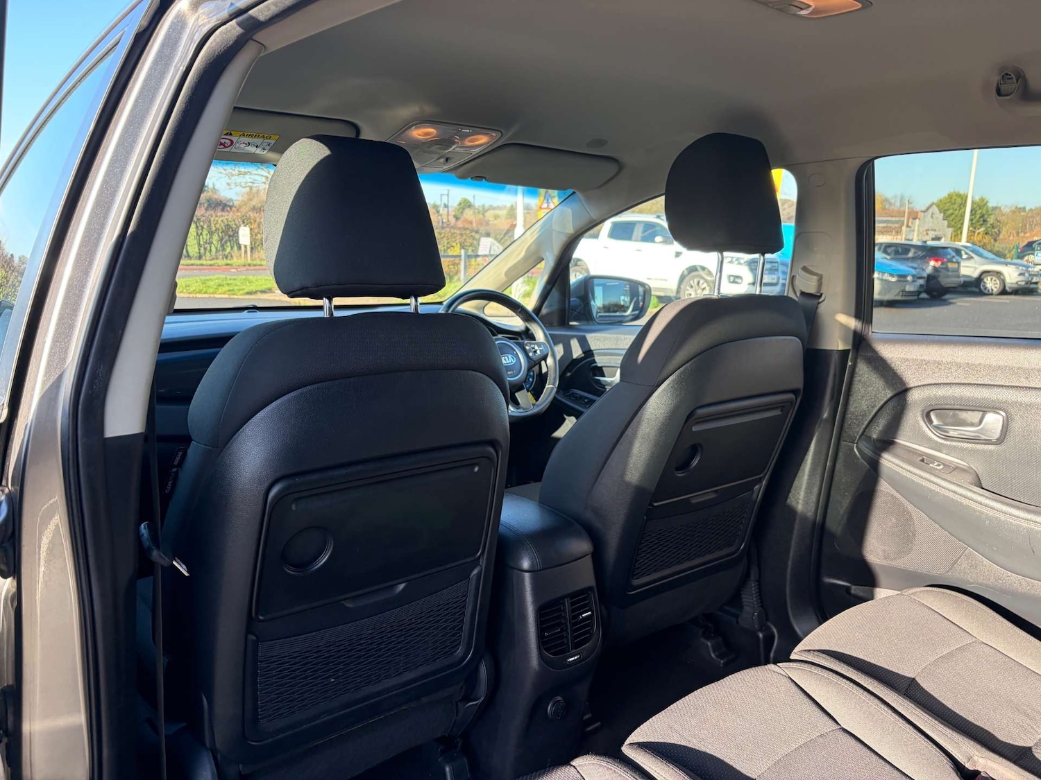 Used Kia Carens 2017 for sale - 76500623: Photo 20