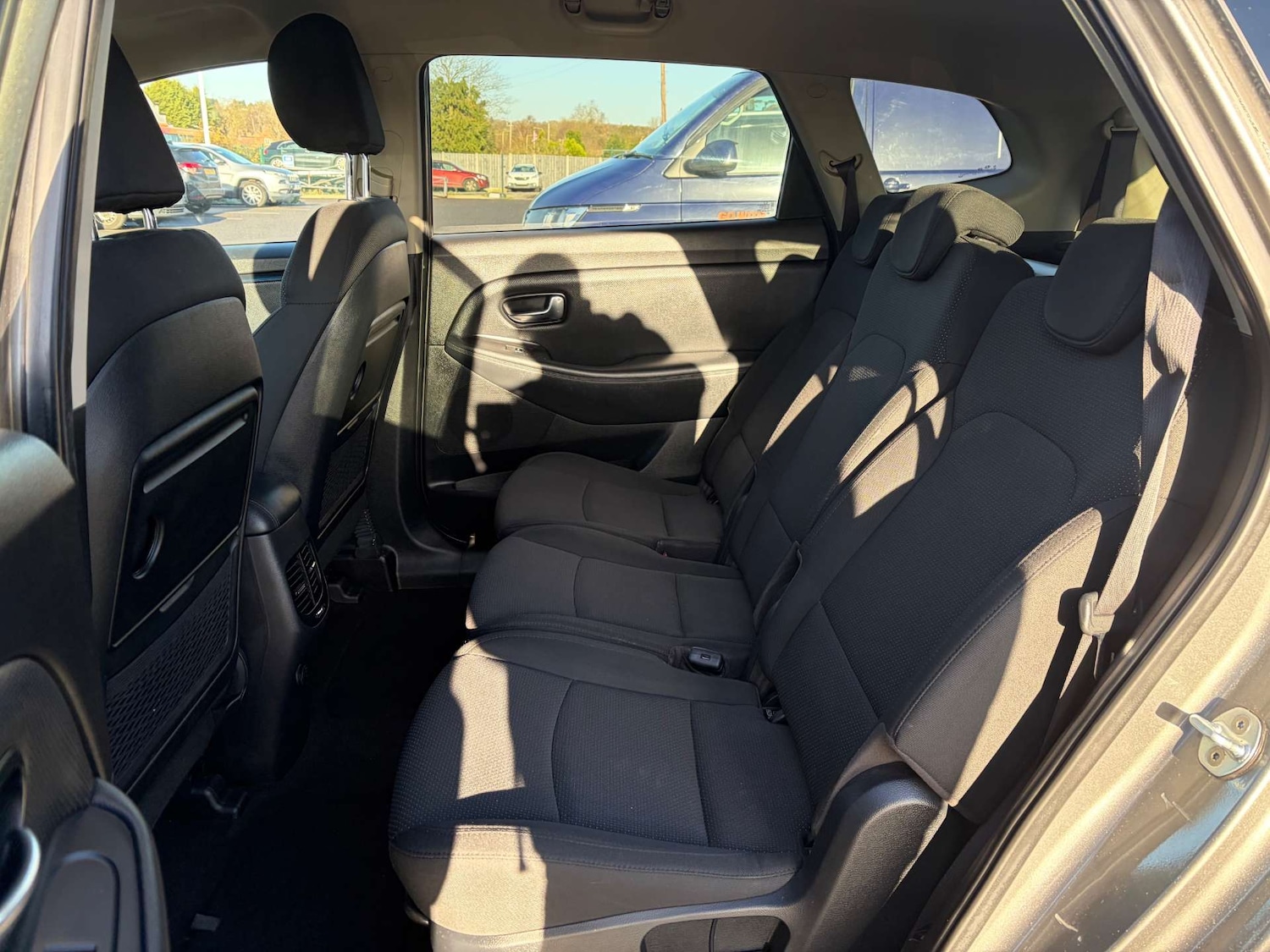 Used Kia Carens 2017 for sale - 76500623: Photo 22