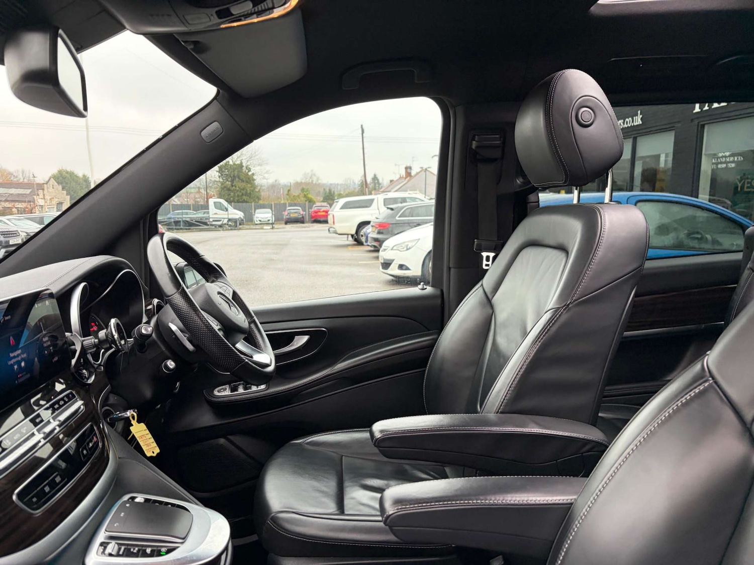 Used Mercedes-Benz V-Class 2021 for sale - 77288597: Photo 19