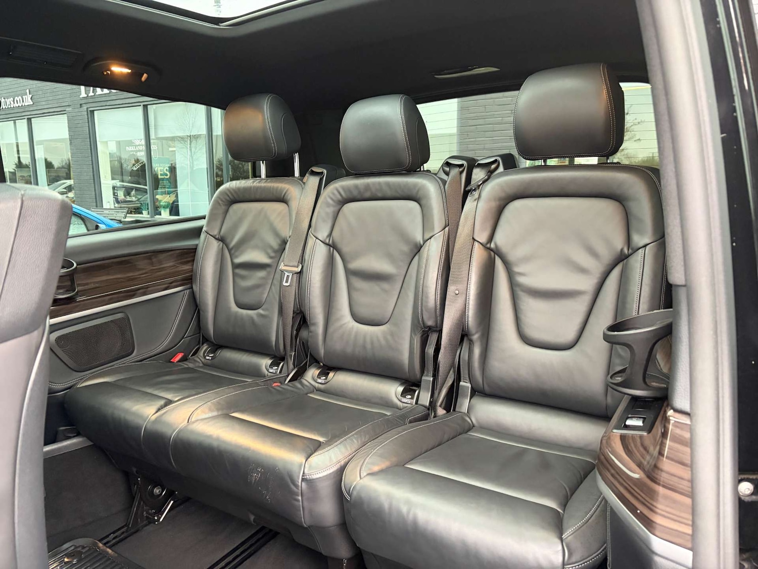 Used Mercedes-Benz V-Class 2021 for sale - 77288597: Photo 25