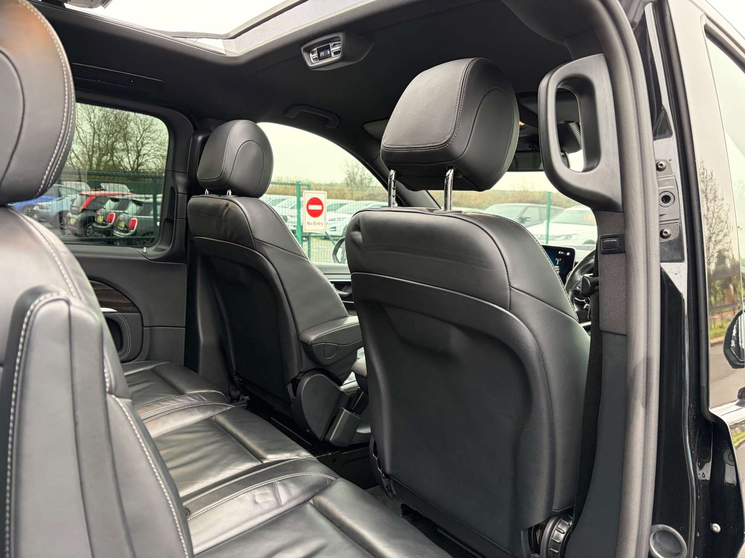 Used Mercedes-Benz V-Class 2021 for sale - 77288597: Photo 36