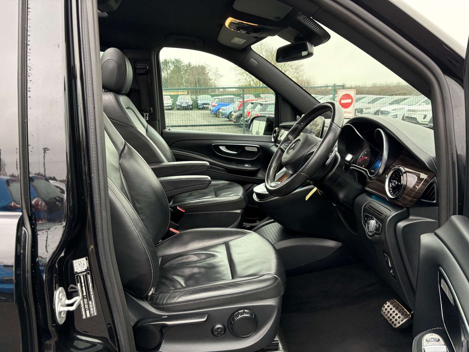 Used Mercedes-Benz V-Class 2021 for sale - 77288597: Photo 44