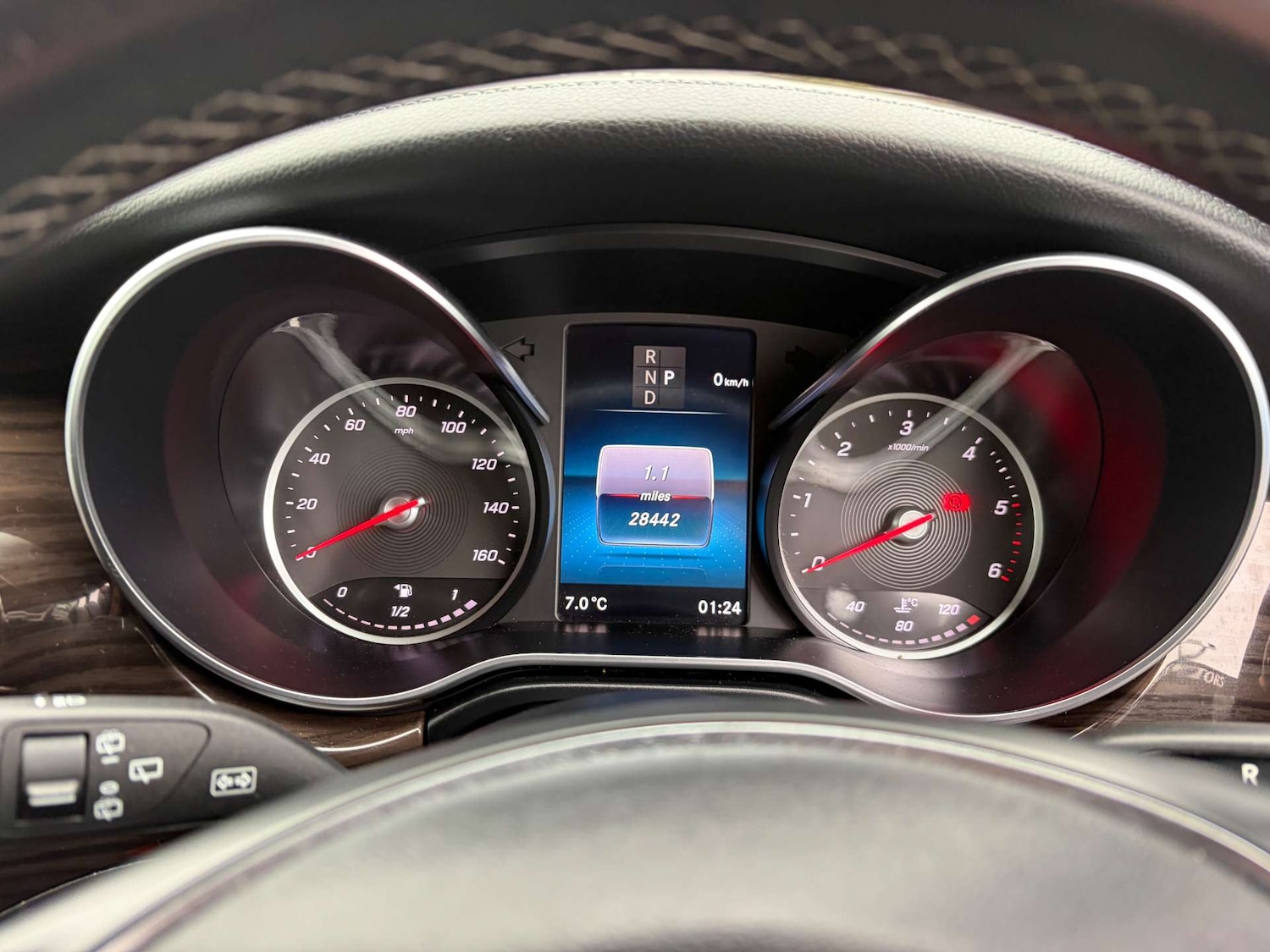 Used Mercedes-Benz V-Class 2021 for sale - 77288597: Photo 52