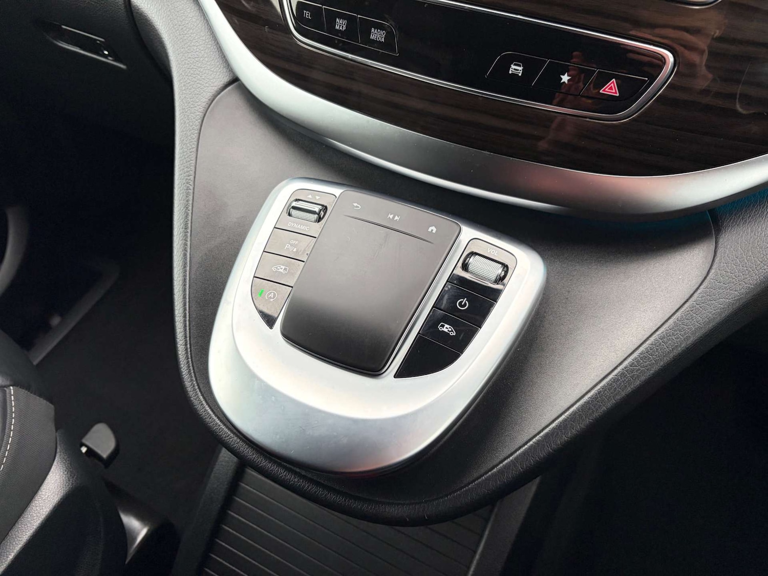 Used Mercedes-Benz V-Class 2021 for sale - 77288597: Photo 55