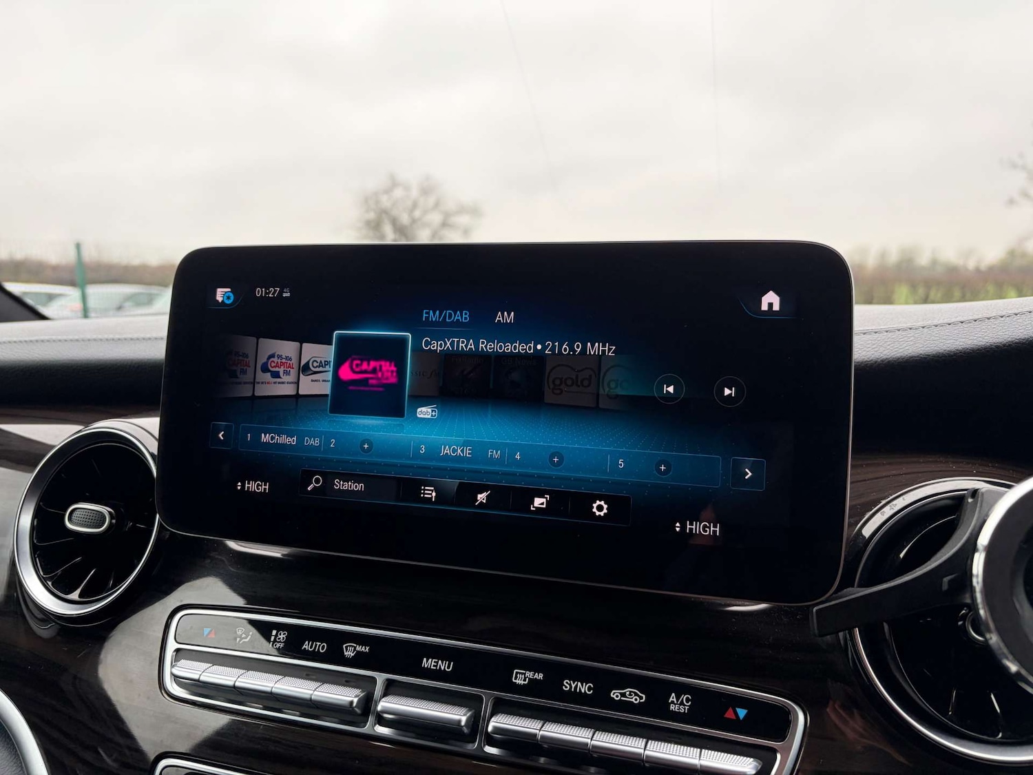 Used Mercedes-Benz V-Class 2021 for sale - 77288597: Photo 67