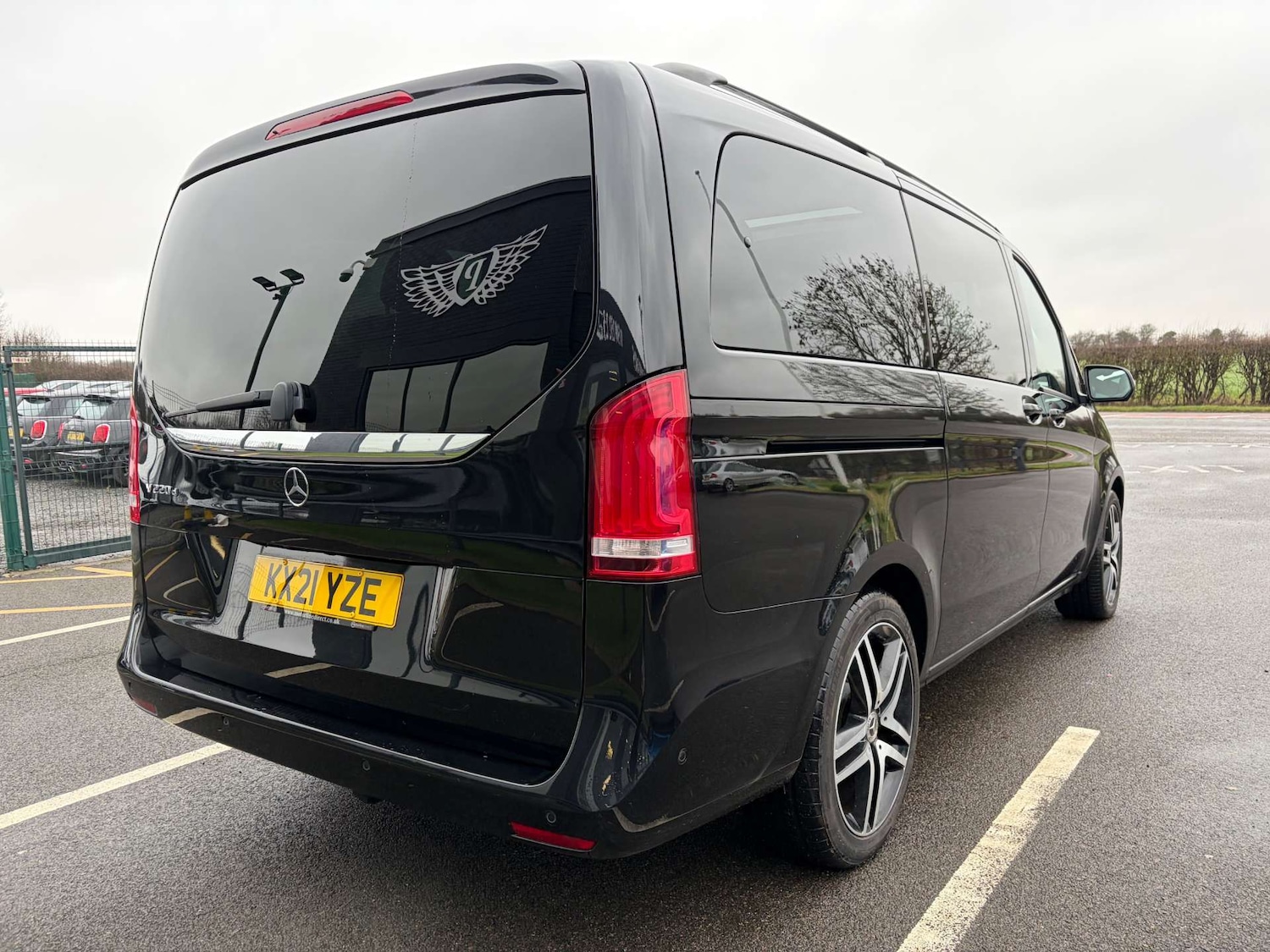 Used Mercedes-Benz V-Class 2021 for sale - 77288597: Photo 8