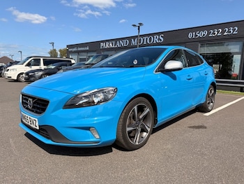 Used Volvo V40 2015 for sale - 75537818: Photo