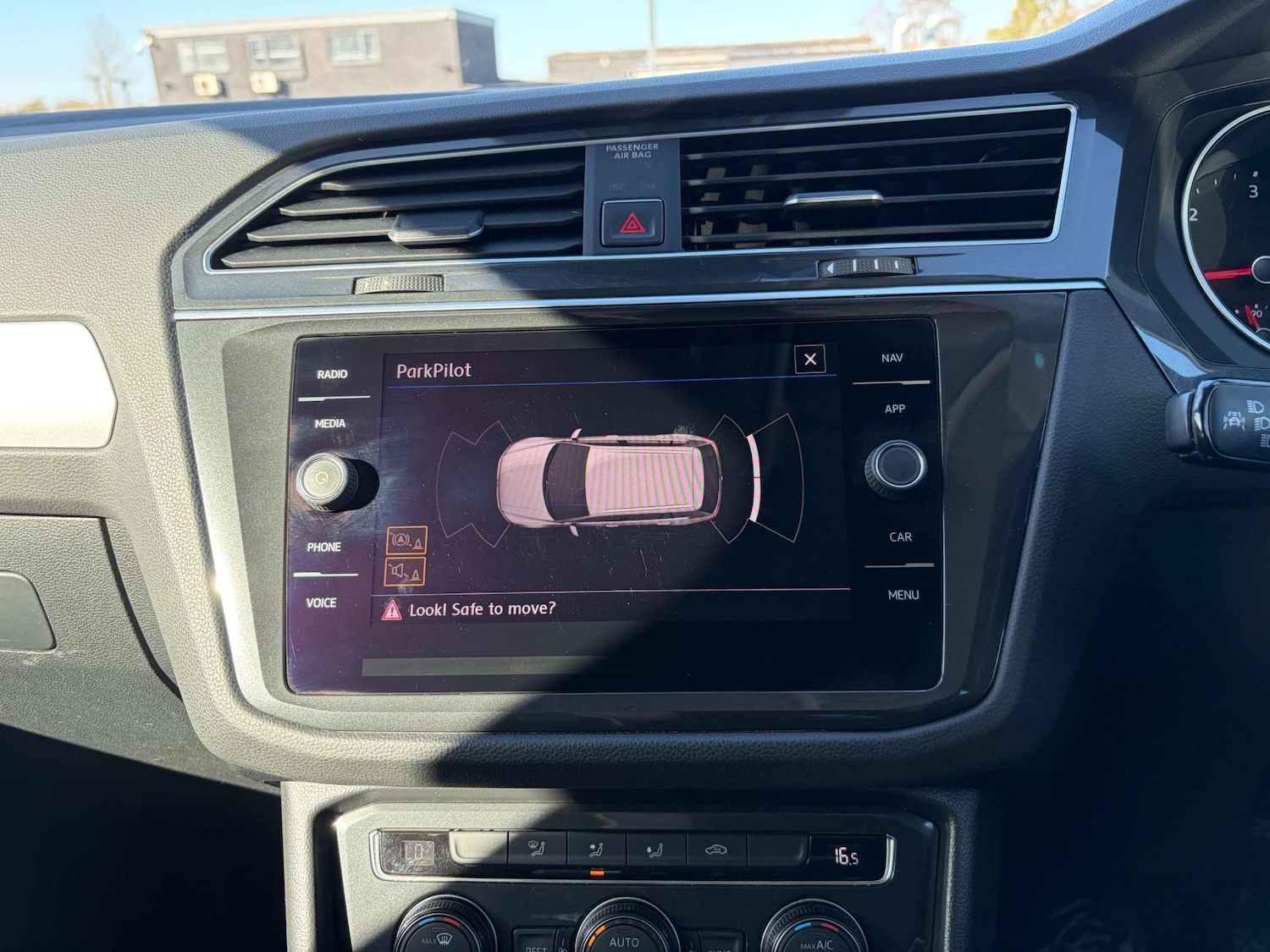 Used Volkswagen Tiguan 2018 for sale - 77471014: Photo 56