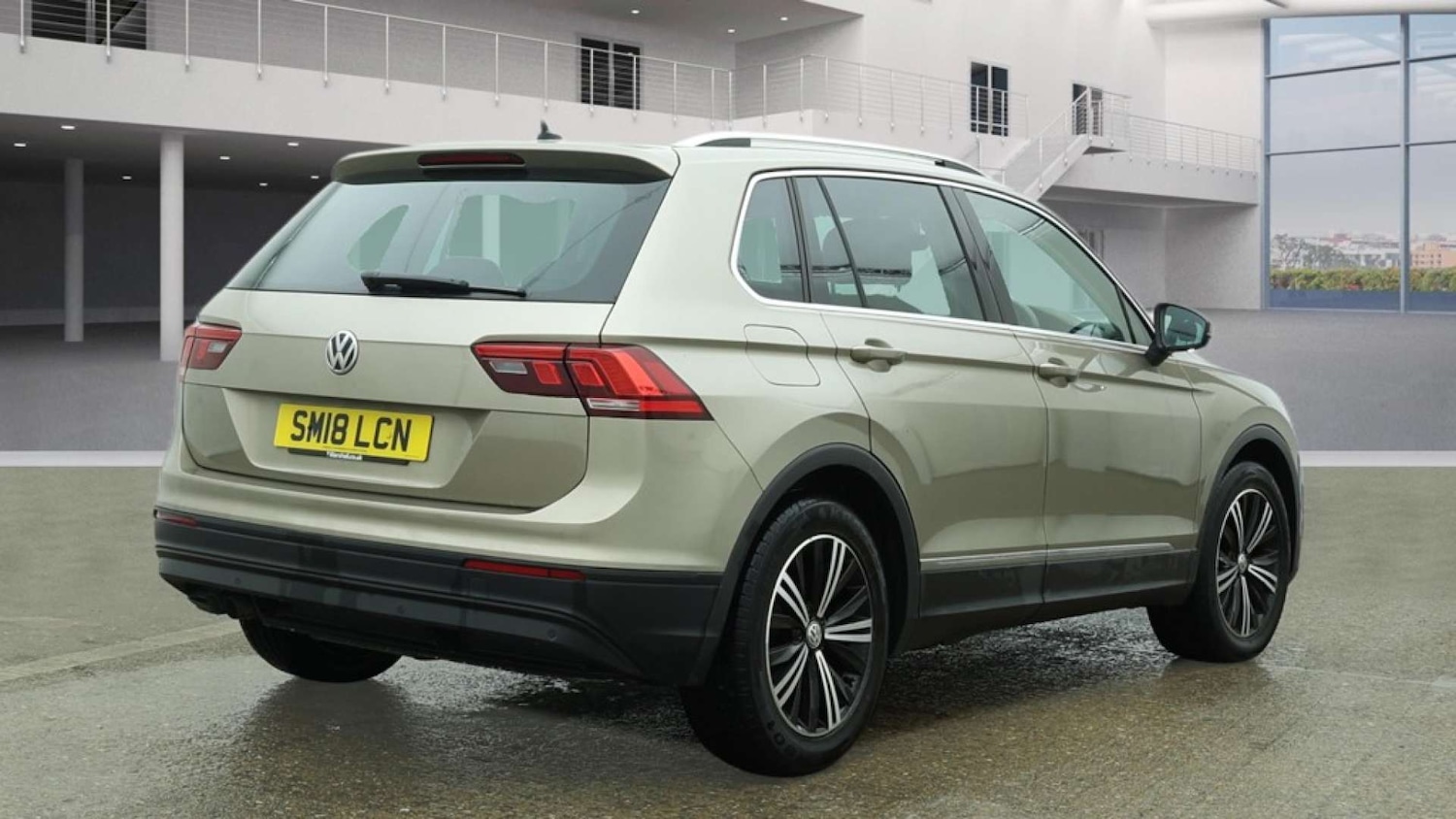 Used Volkswagen Tiguan 2018 for sale - 77471014: Photo 6