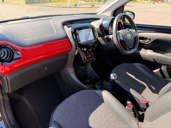 Used Toyota AYGO 2021 for sale - 75725904: Photo 18
