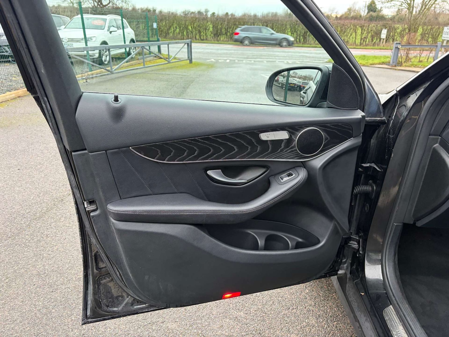 Used Mercedes-Benz GLC 2018 for sale - 76973912: Photo 14