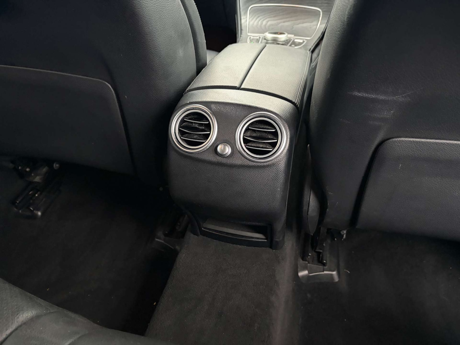 Used Mercedes-Benz GLC 2018 for sale - 76973912: Photo 38