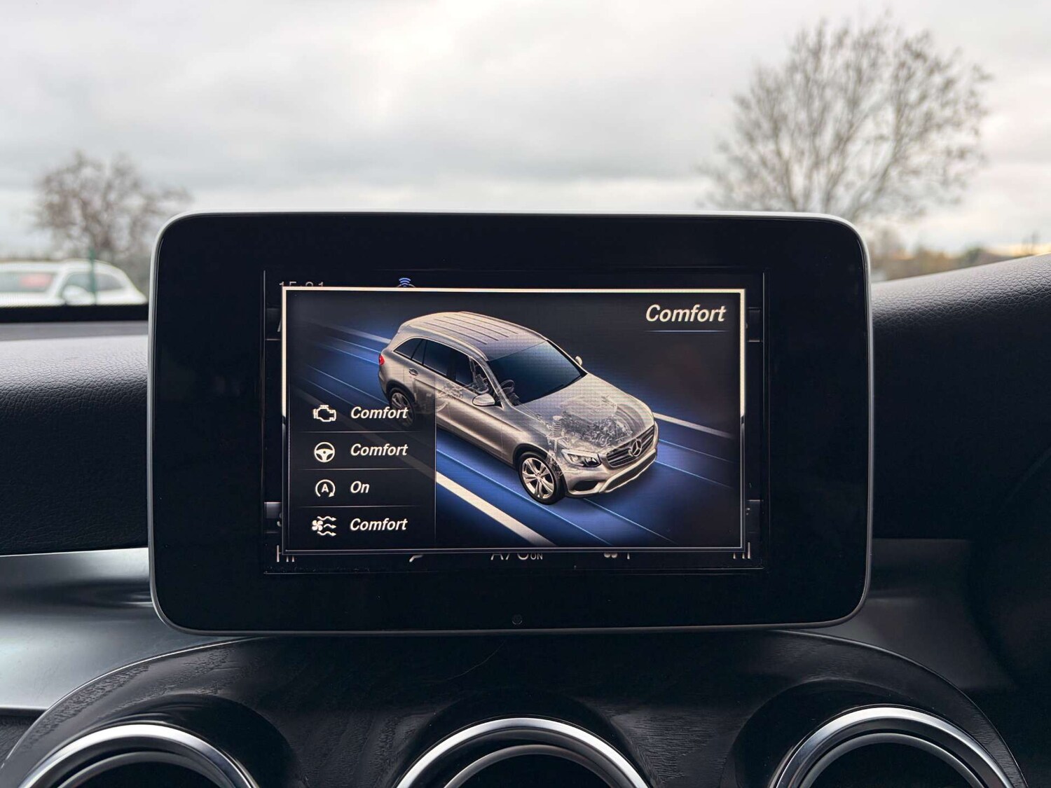 Used Mercedes-Benz GLC 2018 for sale - 76973912: Photo 66