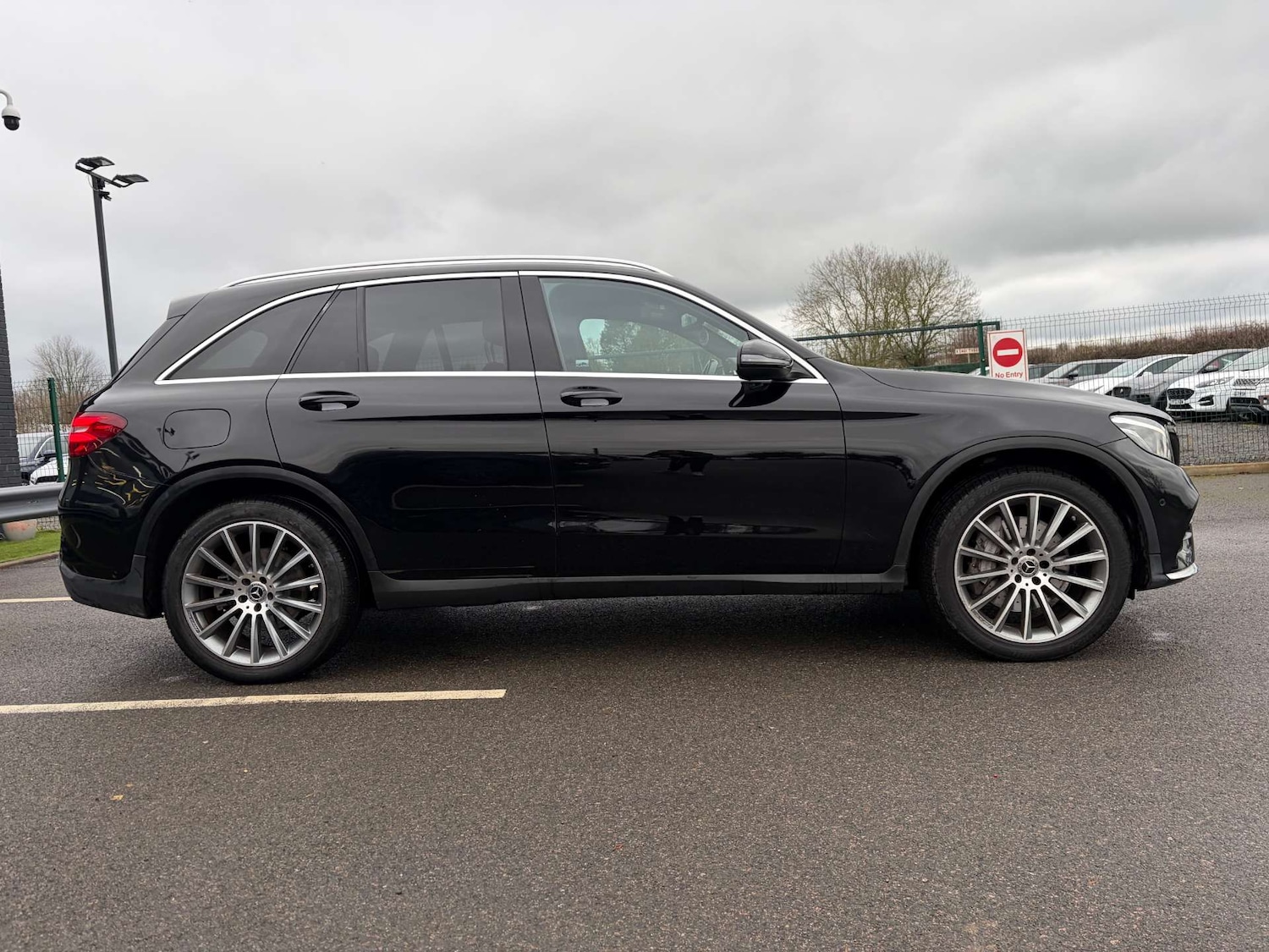 Used Mercedes-Benz GLC 2018 for sale - 76973912: Photo 9