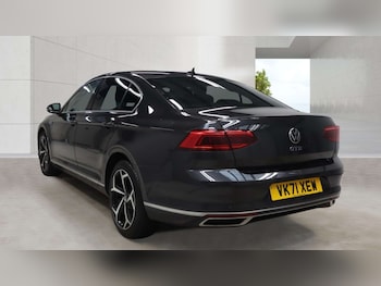 Used Volkswagen Passat 2021 for sale - 78358957: Photo