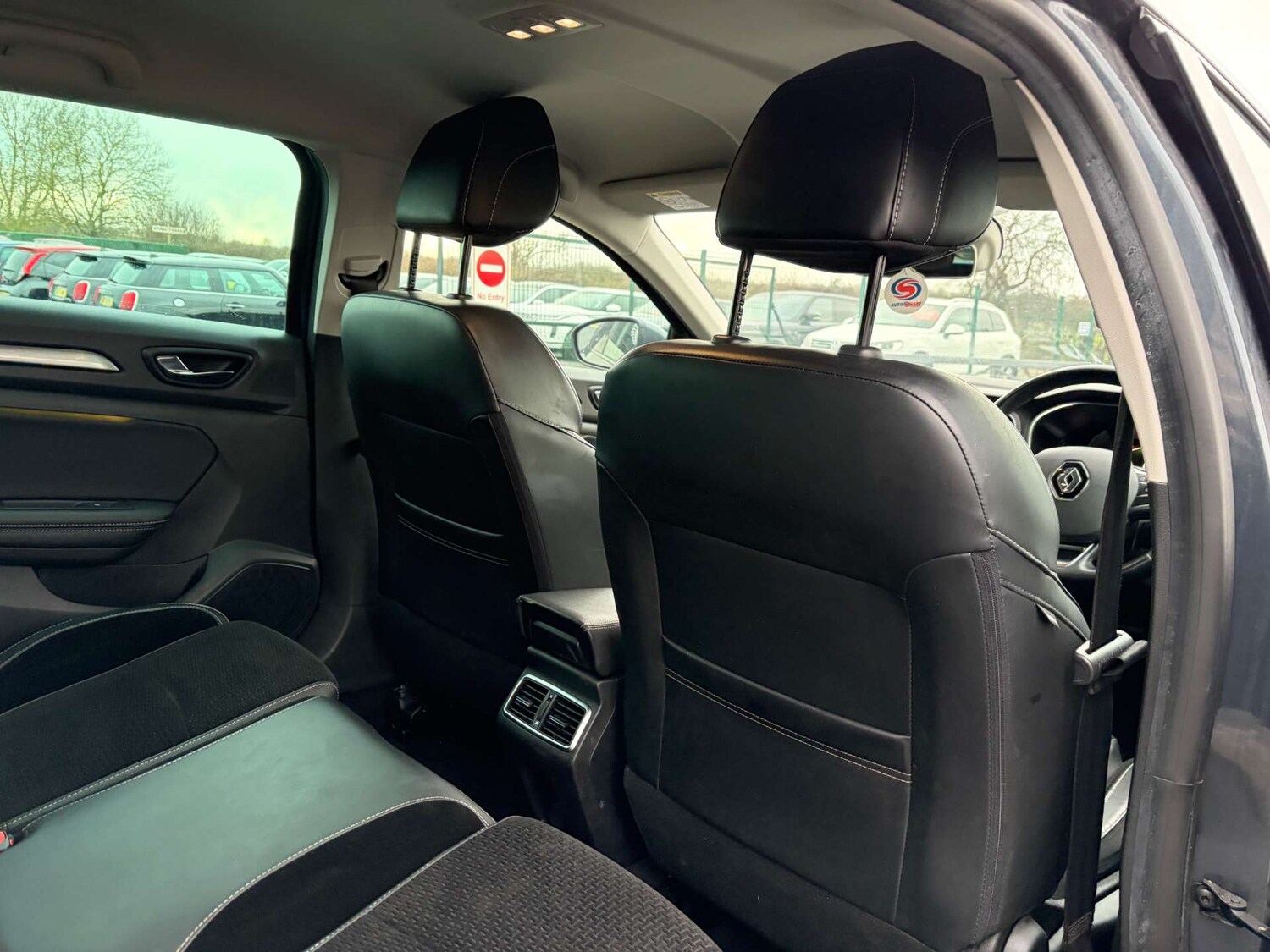 Used Renault Megane 2017 for sale - 77759686: Photo 30