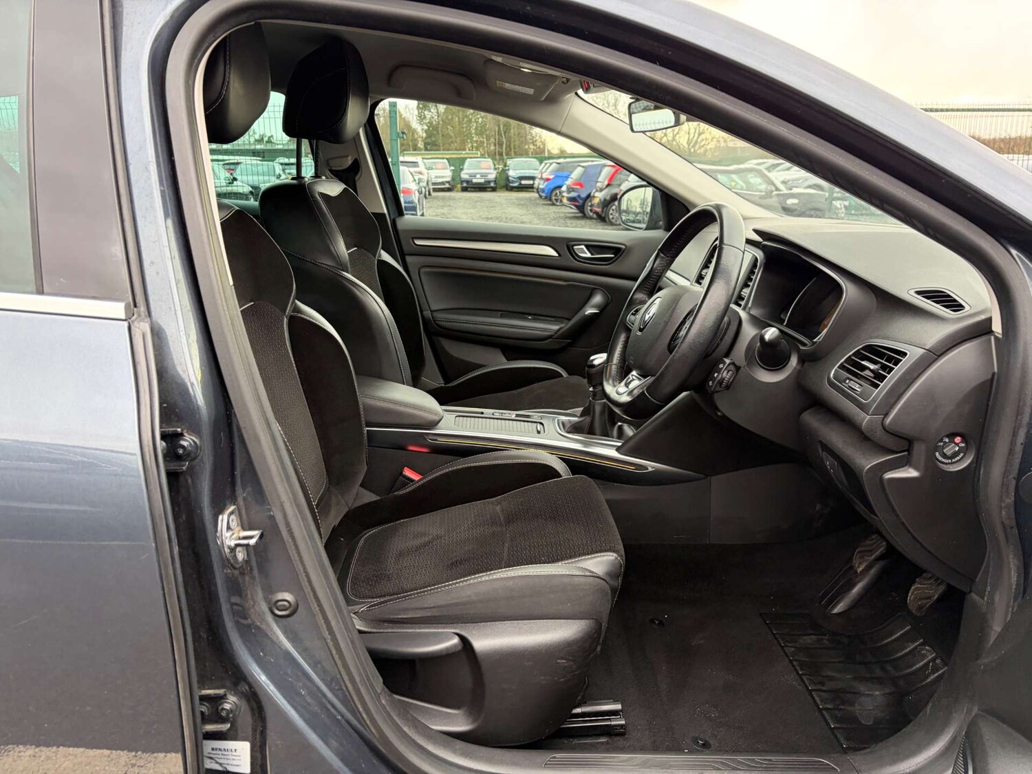 Used Renault Megane 2017 for sale - 77759686: Photo 37