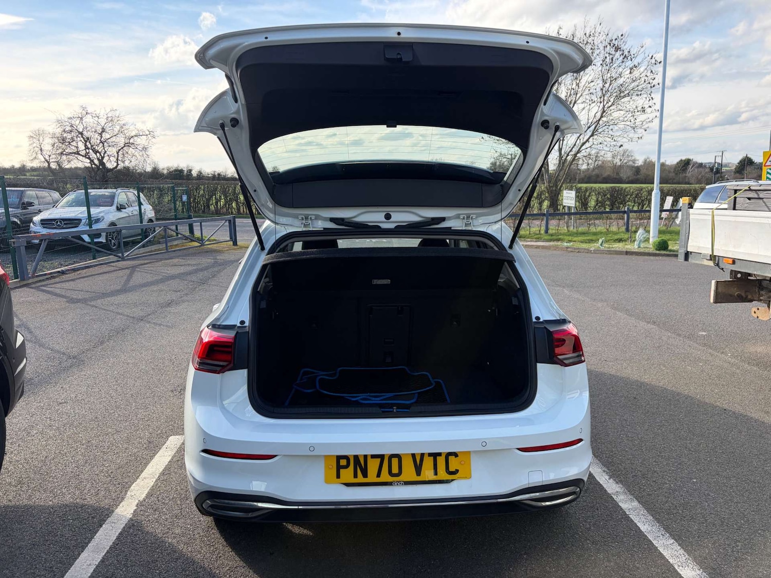 Used Volkswagen Golf 2020 for sale - 77613790: Photo 24