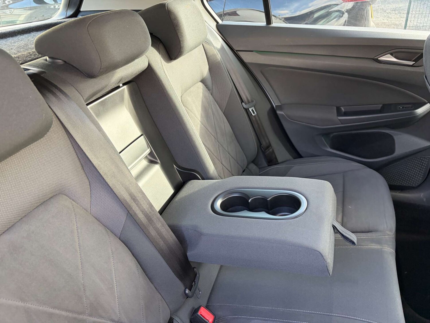 Used Volkswagen Golf 2020 for sale - 77613790: Photo 32