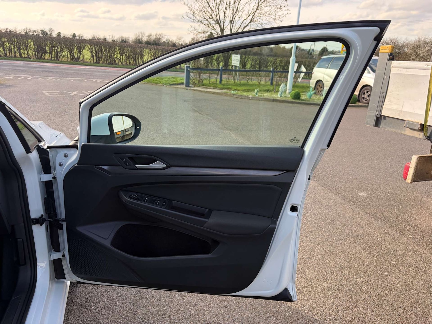 Used Volkswagen Golf 2020 for sale - 77613790: Photo 37