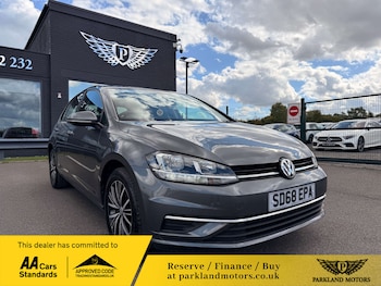 Used Volkswagen Golf 2018 for sale - 76237433: Photo