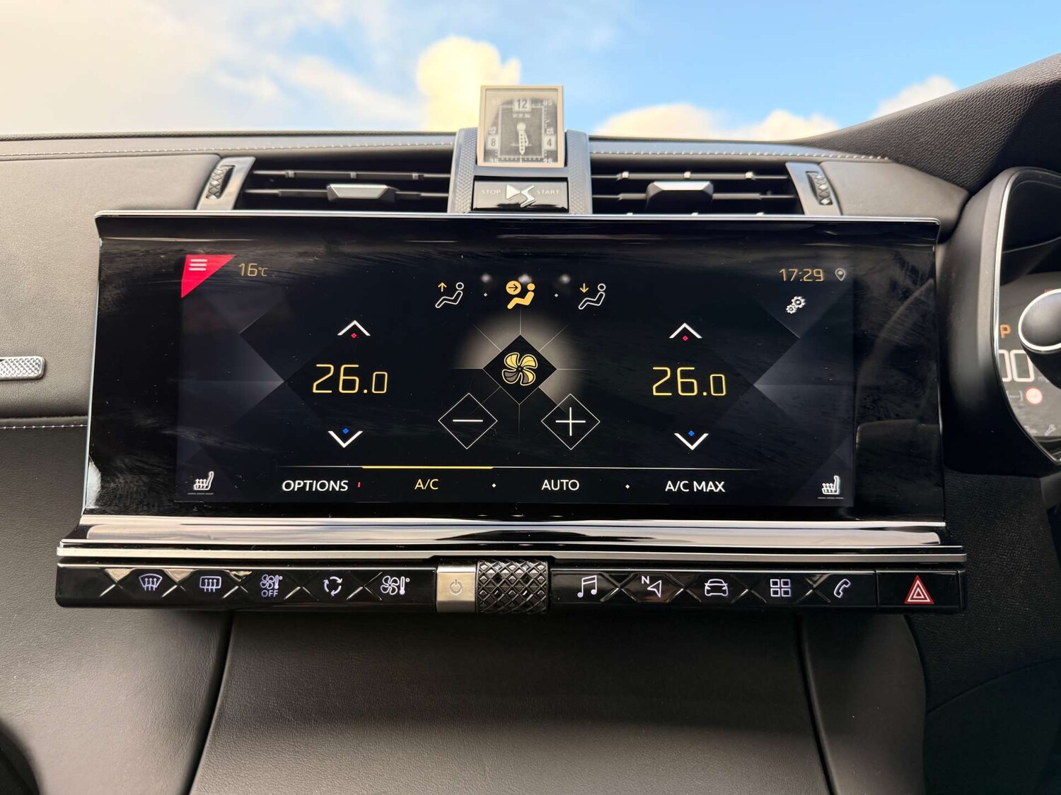 Used DS Automobiles DS 7 2018 for sale - 77759727: Photo 12