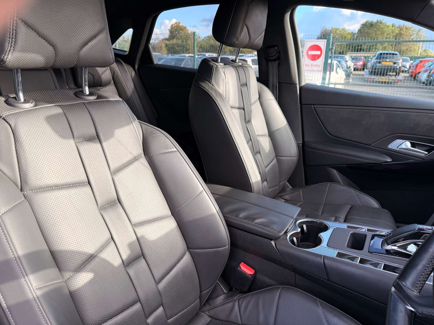 Used DS Automobiles DS 7 2018 for sale - 77759727: Photo 31