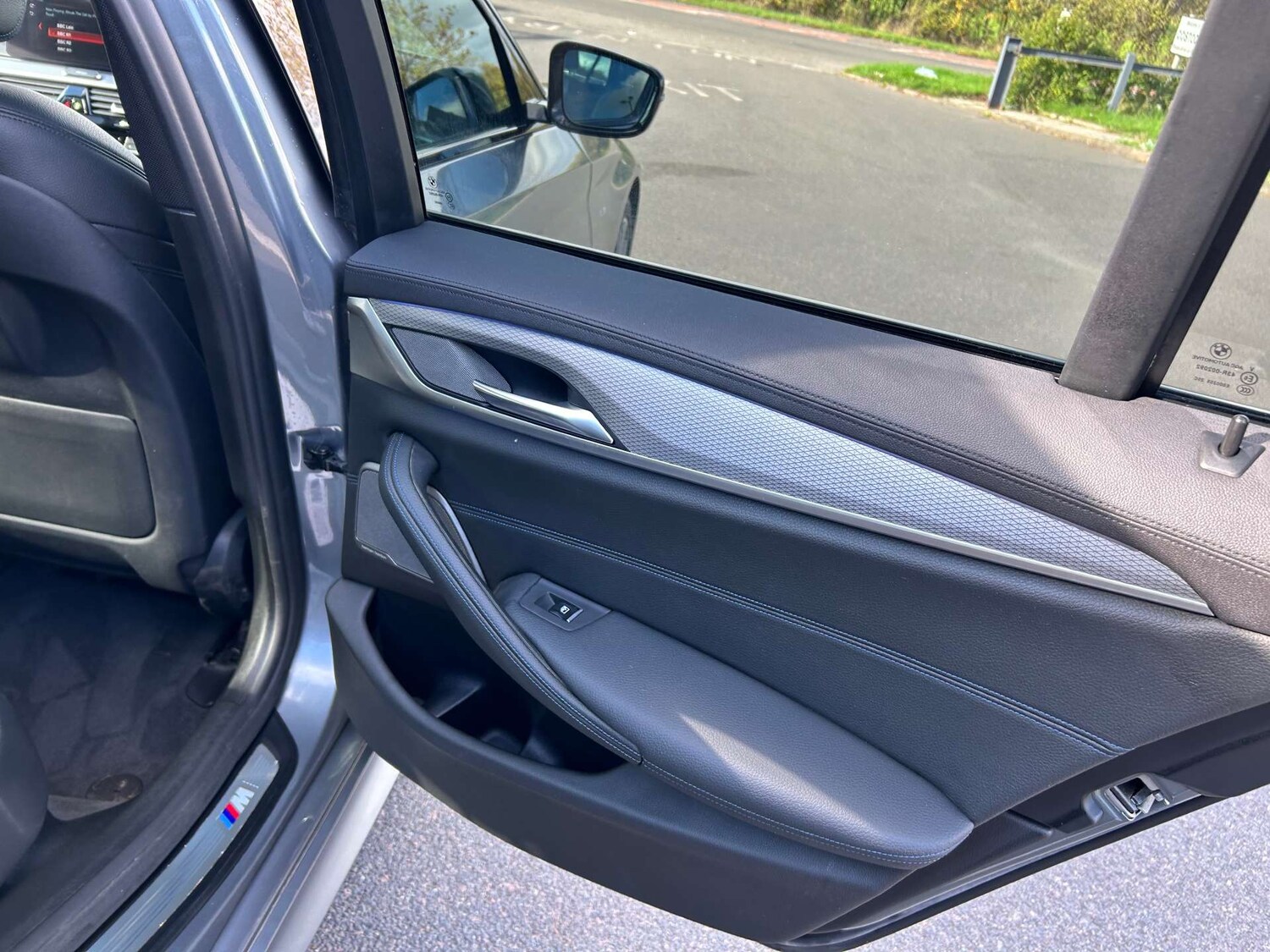 Used BMW 5 Series 2018 for sale - 76073751: Photo 39