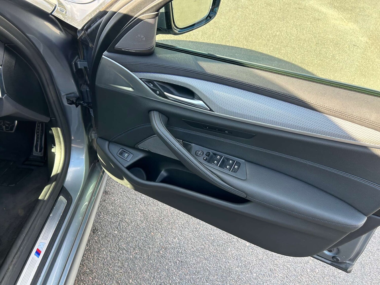 Used BMW 5 Series 2018 for sale - 76073751: Photo 44