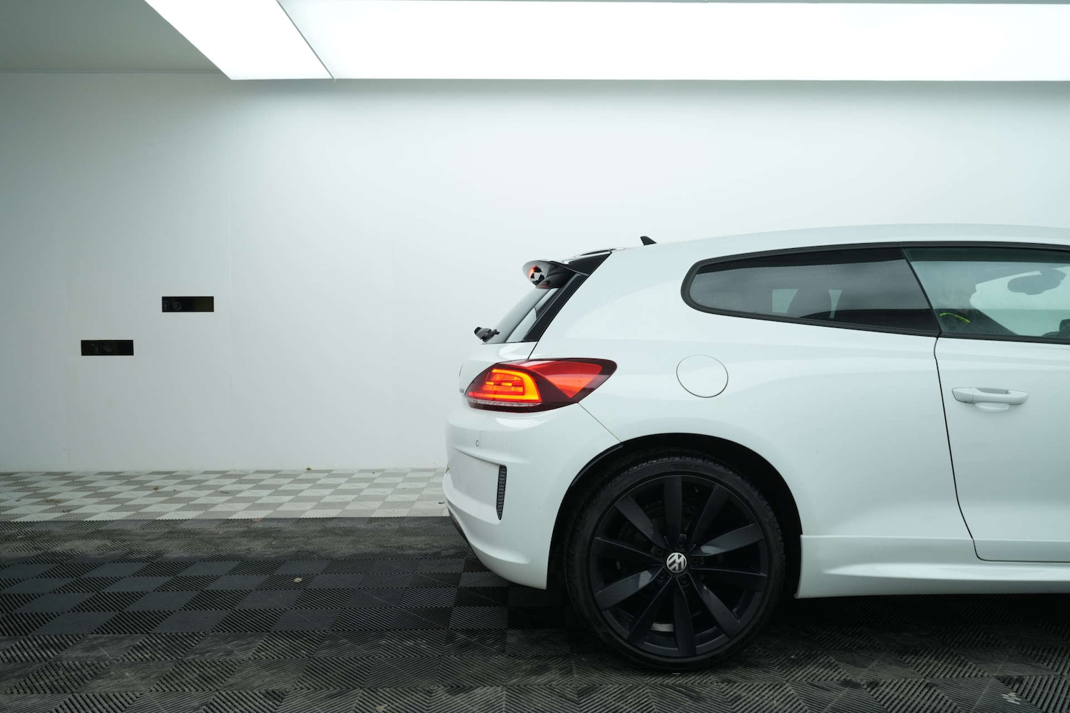 Used Volkswagen Scirocco 2017 for sale - 77704361: Photo 12