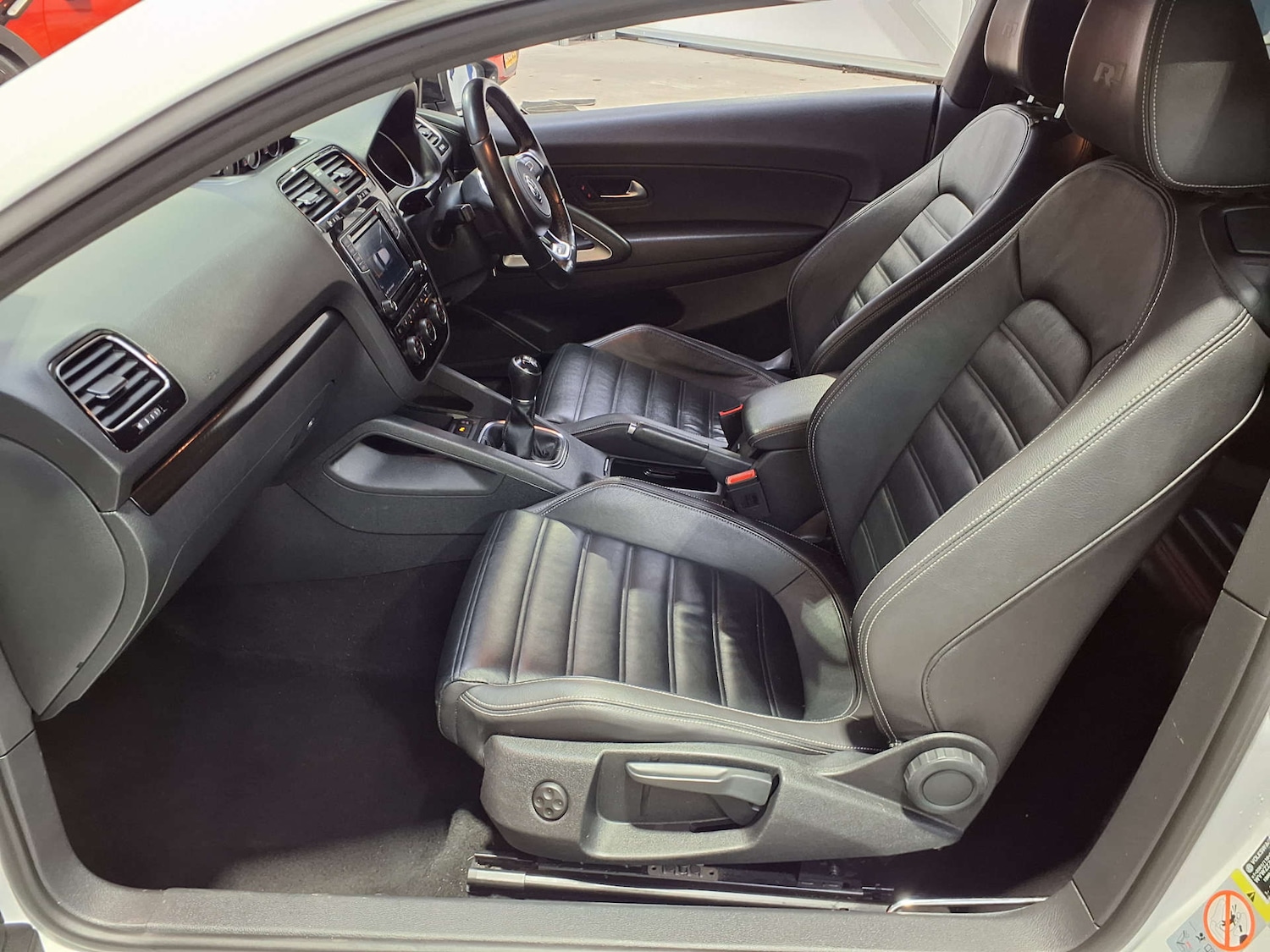 Used Volkswagen Scirocco 2017 for sale - 77704361: Photo 18