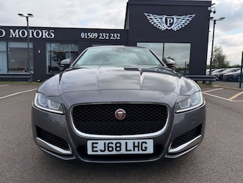 Used Jaguar XF 2018 for sale - 75725909: Photo