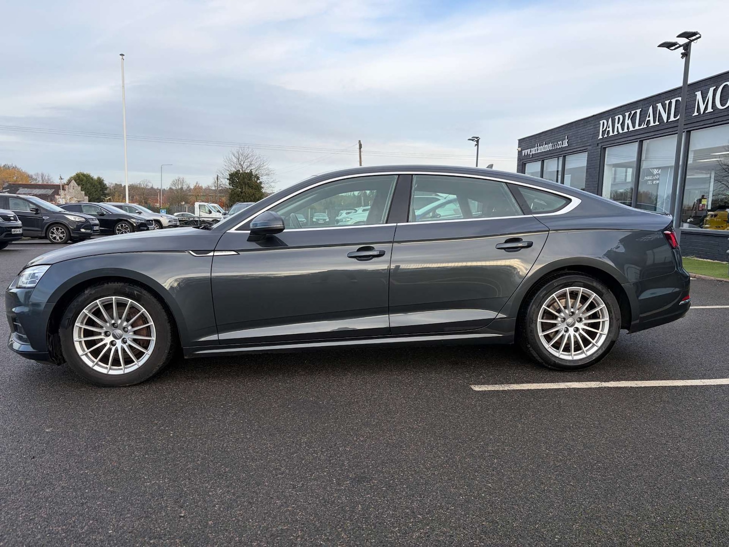 Used Audi A5 2017 for sale - 76846929: Photo 5