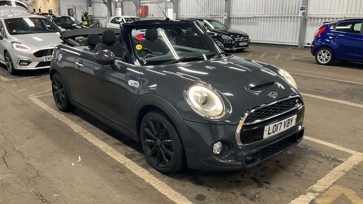 Used MINI Convertible 2017 for sale - 76223021: Photo 13