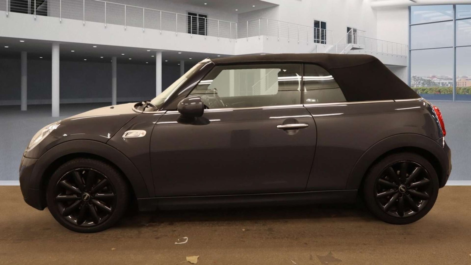 Used MINI Convertible 2017 for sale - 76223021: Photo 7