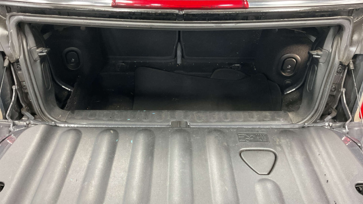 Used MINI Convertible 2017 for sale - 76223021: Photo 8