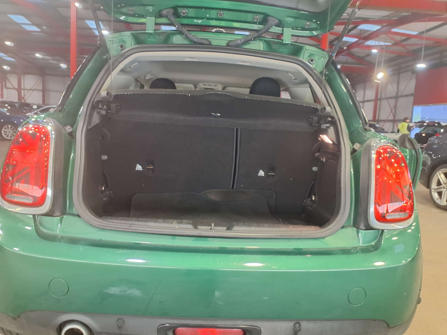 Used MINI Hatch 2019 for sale - 77470125: Photo 8