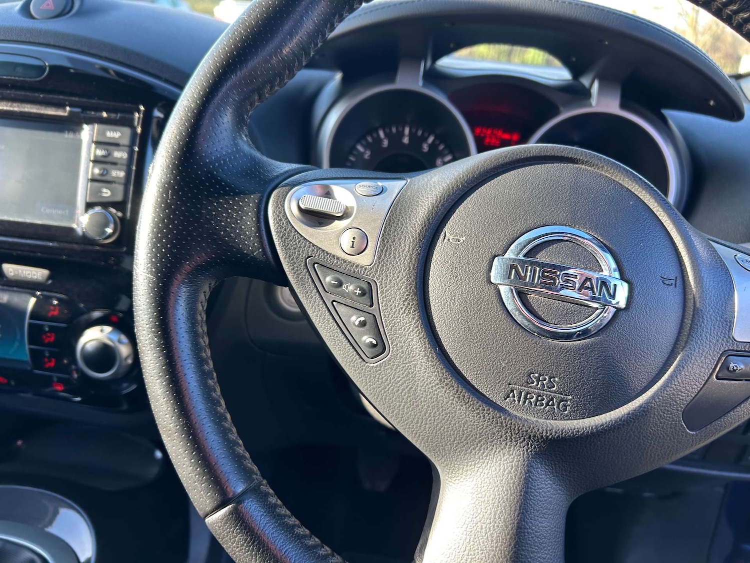 Used Nissan Juke 2017 for sale - 76724020: Photo 41