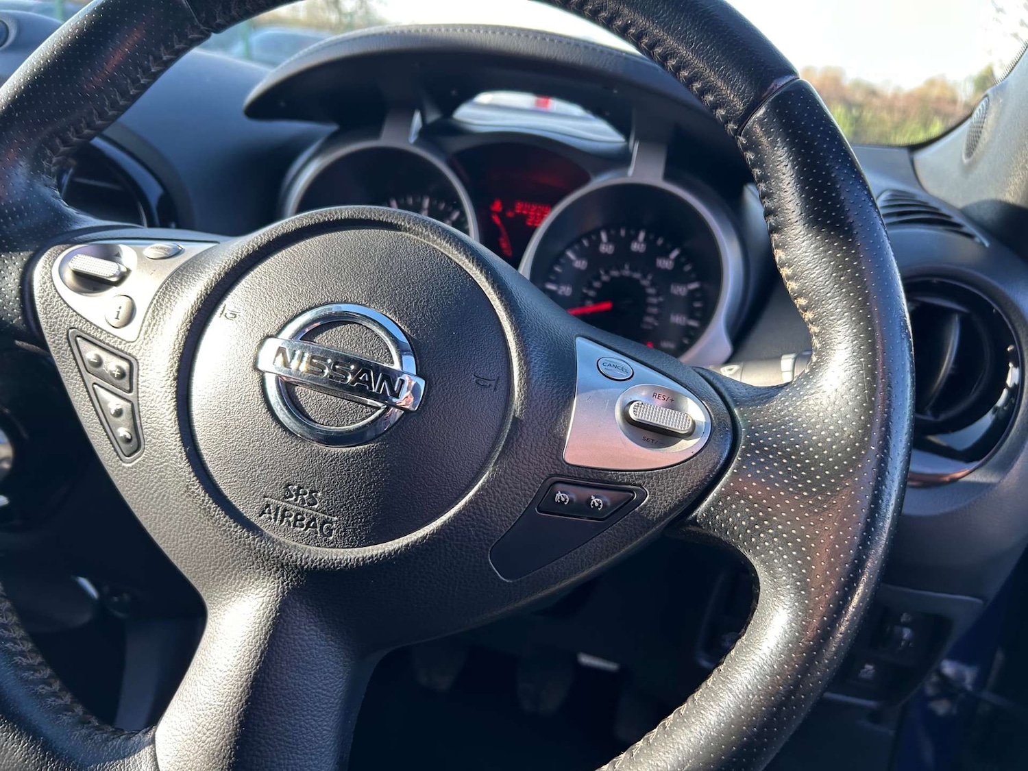 Used Nissan Juke 2017 for sale - 76724020: Photo 42